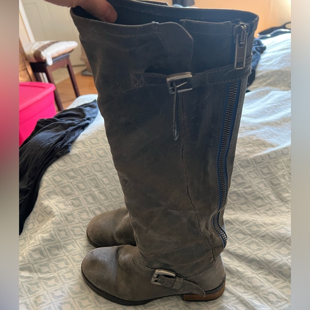 Steve Madden/ gray leather riding boots.